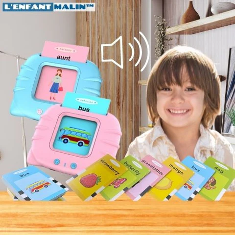 enfant-sourire-lecteur-de-cartes-pour-apprendre-l_anglais-facile-transportable-amusant_480x480