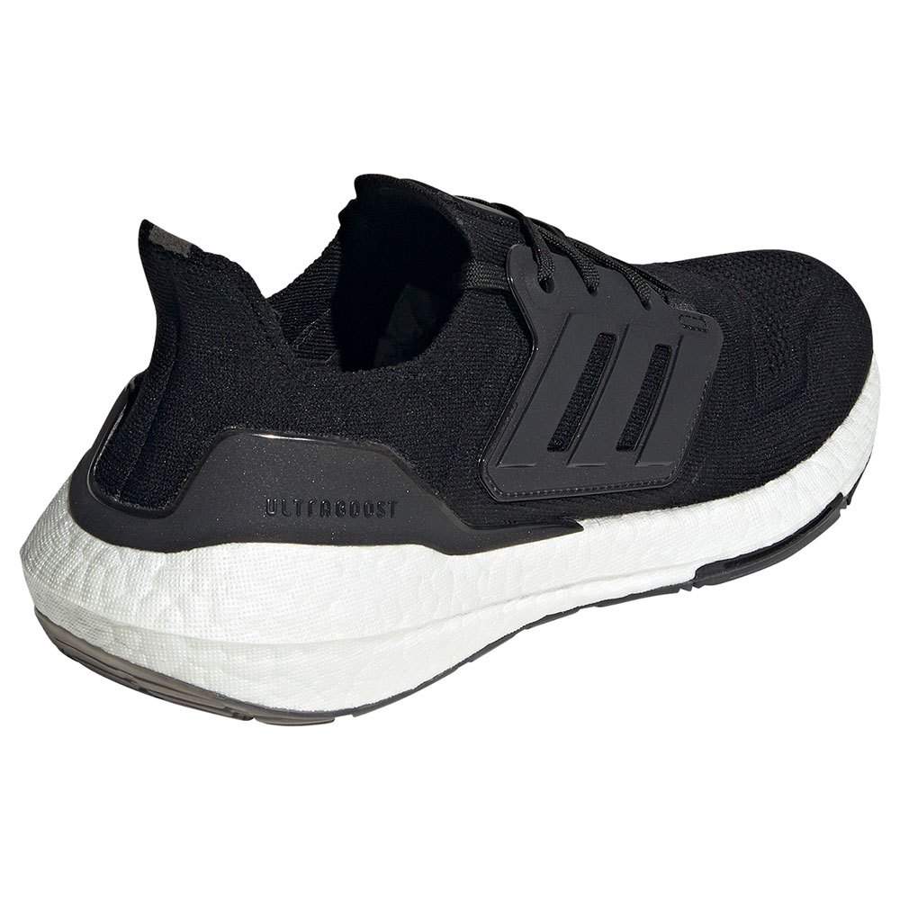 adidas-ultraboost-22-running-shoes (2)